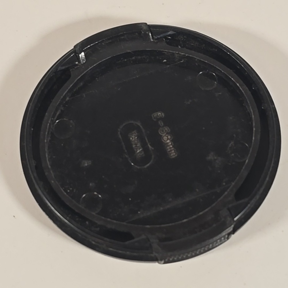 Canon Ultrasonic E-58mm Lens Cap - Picture 2 of 3